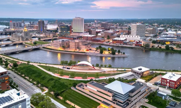 Iowa River 따라 조성된 리버사이드 트레일 - Iowa City - 1