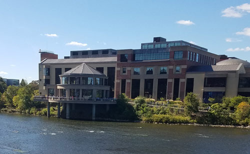 그랜드래피즈 경제를 이끄는 주요 산업은 무엇인가 - Grand Rapids - 1