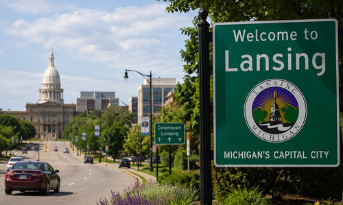 랜싱 공항과 기차역 이용 완전 가이드 - Lansing - 1