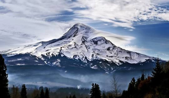 Mount Hood: The Iconic Mountain of Oregon - Oregon - 1