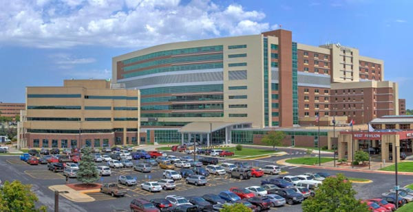 700개가 넘는 병상이 있는 Cox Medical Center South  - Springfield - 1