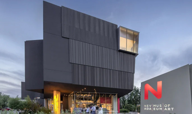 Nevada Museum of Art 예술 박물관에 다녀왔네요 - Reno - 1