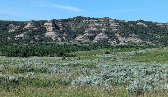 광활하고 평탄한 지형이 주를 이루는 노스다코타 평원 - North Dakota - 1