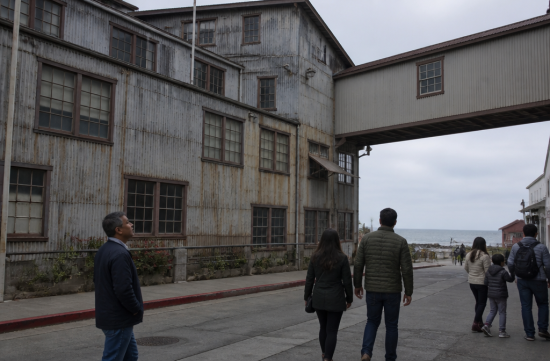정어리가 사라진 뒤 몬터레이 캐너리 로우에 생긴 반전 - Monterey - 1