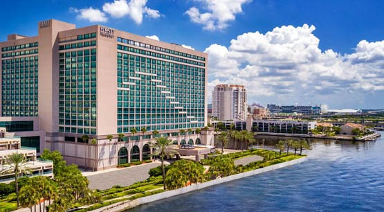 하얏트 리젠시 잭슨빌 리버프런트와 더블트리 호텔 비교 - Jacksonville - 1