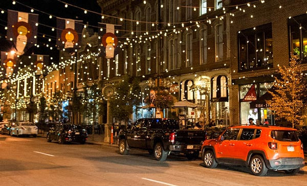 Larimer Square in Denver: A Completely Different Experience Day and Night - Denver - 1