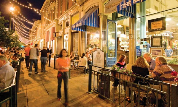 Larimer Square in Denver: A Completely Different Experience Day and Night - Denver - 3