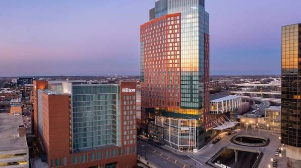 콜럼버스 대형 호텔 Hilton Columbus Downtown - Columbus - 1