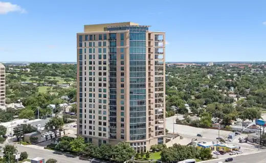 콘도 살 때 집보다 먼저 HOA 통장부터 봐야 합니다 - San Antonio - 1