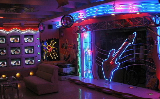 2026년, 점점 사라져가는 한인타운내 비즈니스 종목들 - Los Angeles - 1