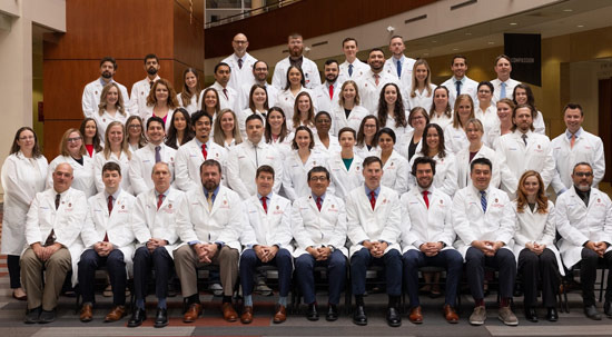 매디슨에서 큰 병원 찾는다면, UW Health 랍니다  - Madison - 2