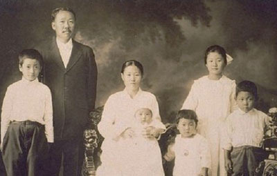 미국에 한국인이 이민오기 시작한 해는 1903년 - Monterey - 1