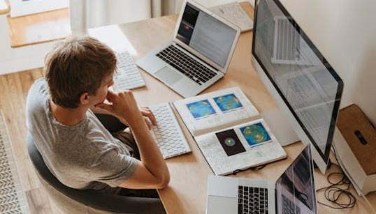 Information on Second Jobs That Can Generate Income Through the Internet - Los Angeles - 1