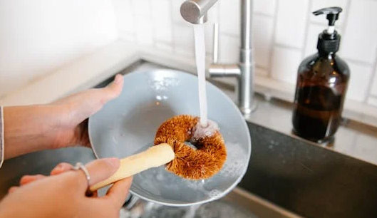 How to Clean Dishes Thoroughly and Tips for Removing Stubborn Stains Completely - New York - 1