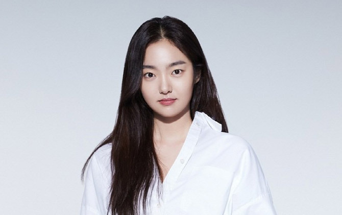 Let's Take a Look at the List of Notable 20-Something Actresses - Los Angeles - 2
