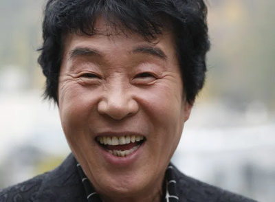 'The Bright Sunny Day' Singer Song Dae-kwan Passes Away at 79 - Los Angeles - 1