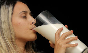 Are Americans No Longer Drinking Milk? - Los Angeles - 1