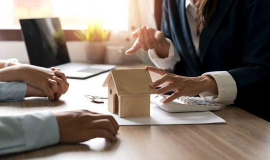 People Regretting Adjustable-Rate Mortgages in the U.S. These Days - Buena Park - 1