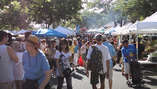 The Life and Attitudes of Hawaiians as Seen While Living in Hawaii - Honolulu - 1