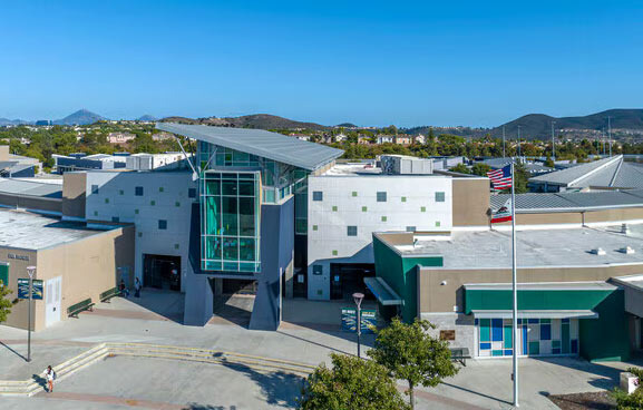 샌디에이고 명문 공립 Del Norte High School - San Diego - 1