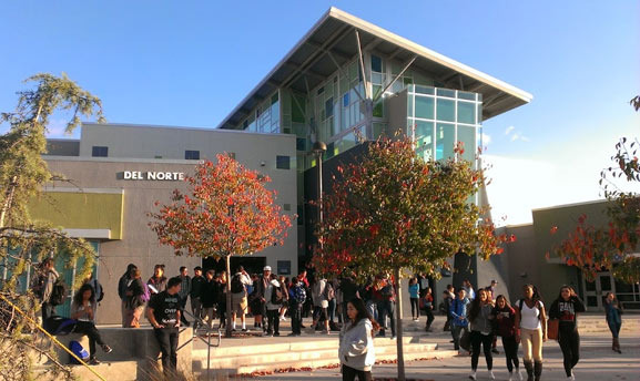 샌디에이고 명문 공립 Del Norte High School - San Diego - 3