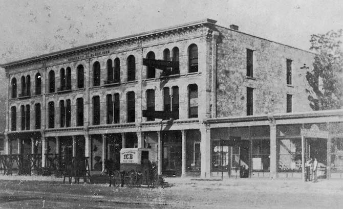 Downtown Landmark Historic 1882 Commercial Block - San Antonio - 2