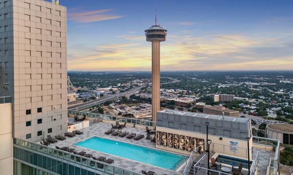 샌안토니오는 광역권 주민 인구가 250만 명이 넘어간다 - San Antonio - 1