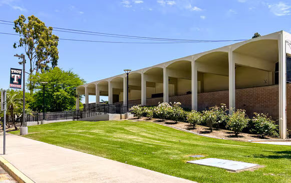 한인 가정 선호 Troy High School 학군 분석 - Fullerton - 2