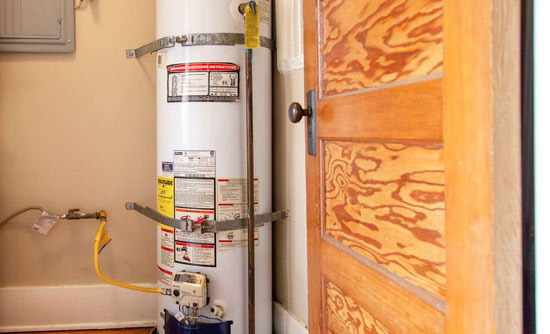 What Do We Use for Water Heaters in Southern California, Electric or Gas? - Los Angeles - 1