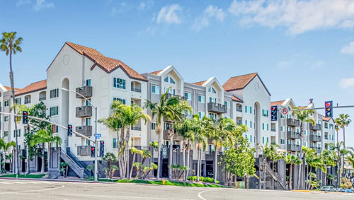 샌디에고 아파트를 렌트할때 요구되는 크레딧은 몇 점? - San Diego - 1