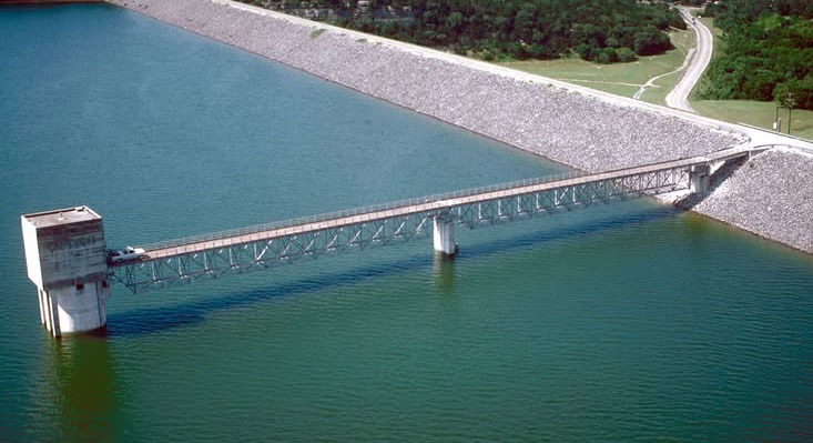 1964년에 만들어진 인공호수 Canyon Lake의 역사 - San Antonio - 1