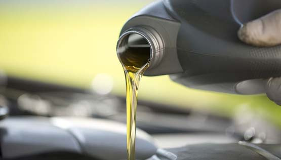 When to Change Your Car's Engine Oil in Texas - Dallas - 1
