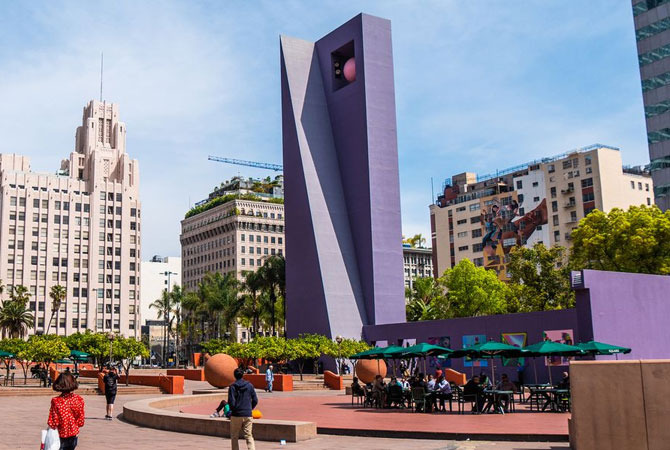 A Breathing Space in LA, Pershing Square - Los Angeles - 1