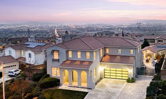 Rancho Cucamonga에서 집 세 채로 완성한 노후 플랜 - Rancho Cucamonga - 1