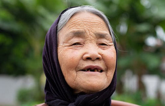 Can You Look Younger If You Avoid Direct Sunlight for Life? - Denver - 1