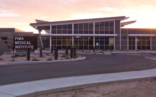 투산 직업 전문 대학, Pima Medical Institute - Tucson - 1