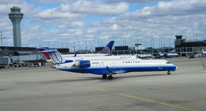 세계에서 가장 붐비는 공항 중 하나인 시카고 오헤어 국제공항 - Chicago - 1