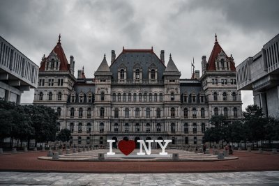 Reasons Why the Median Home Price in New York Will Exceed 6,000 in 2026 - New York - 1