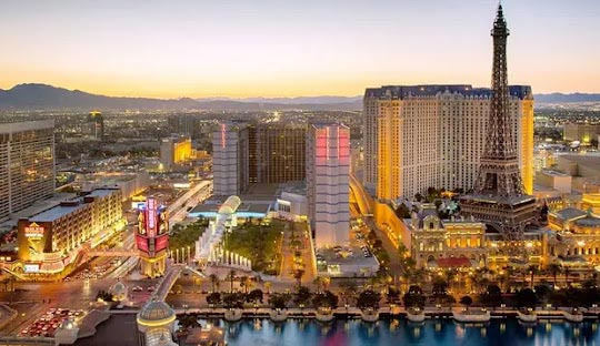 From a Barren Desert to a Glamorous City - Las Vegas - Las Vegas - 1