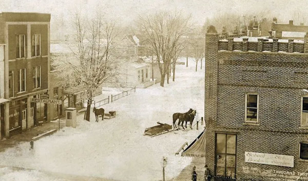 The Sleigh Pulled by Horses, Known as ‘Sleigh’, Used When It Snows - Indianapolis - 1