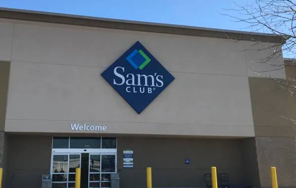 Sam's Club, which used to close at 6 PM on Sundays, now closes at 8 PM - San Antonio - 1