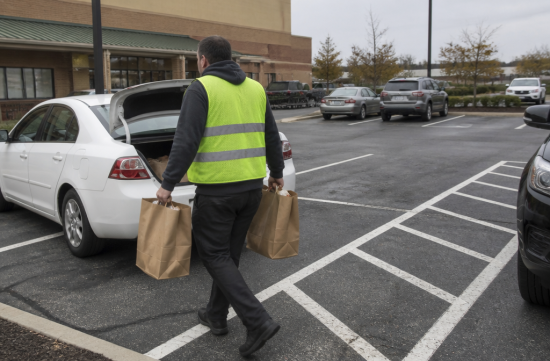 Grocery Pickup Orders: Why They Save You More Than In-Store Shopping - Sacramento - 1