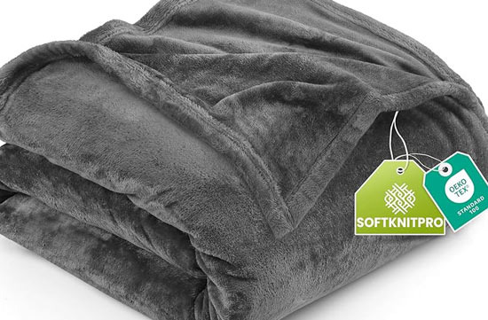 보통 Throw Blanket 이라고 부르는 20불짜리 담요 - Los Angeles - 1