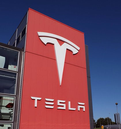 테슬라(Tesla)는 돈을 무엇으로 버는지 알아보았습니다 - Providence - 1