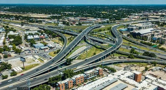 Driving on Loop 1604 Like a Freeway - San Antonio - 1