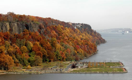 Palisades Interstate Park's Ross Dock Picnic Area - Palisades Park - 1
