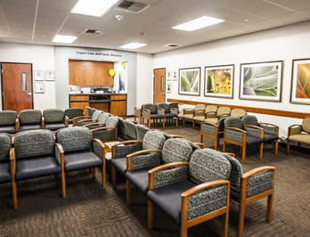 PIH Health과 카이저. 웨스트코비나 인근 의료 네트워크 - West Covina - 1