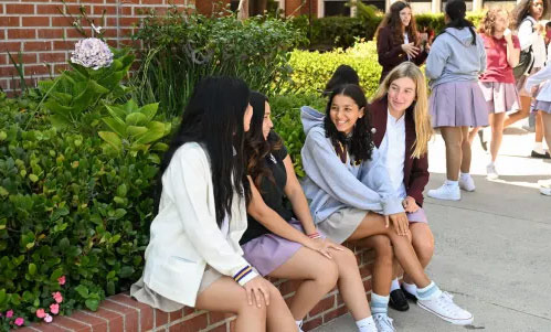 여학생 위한 가톨릭 사립교, Notre Dame Academy - Long Beach - 1