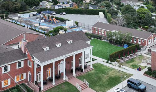 여학생 위한 가톨릭 사립교, Notre Dame Academy - Long Beach - 2