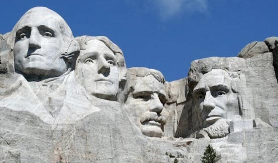 도널드 트럼프 얼굴을 러시모어산에 추가?  “가짜 뉴스” - South Dakota - 1